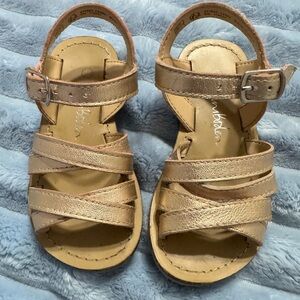 Mini Boden Girl's Gold Leather Strappy Sandals Size EU 25 US 8 Metallic Buckle